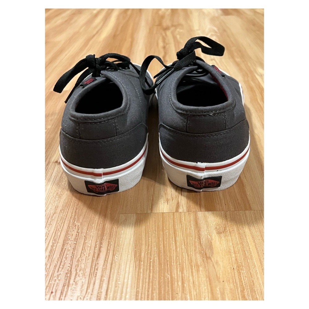 Men’s Vans - Picture 3 of 5